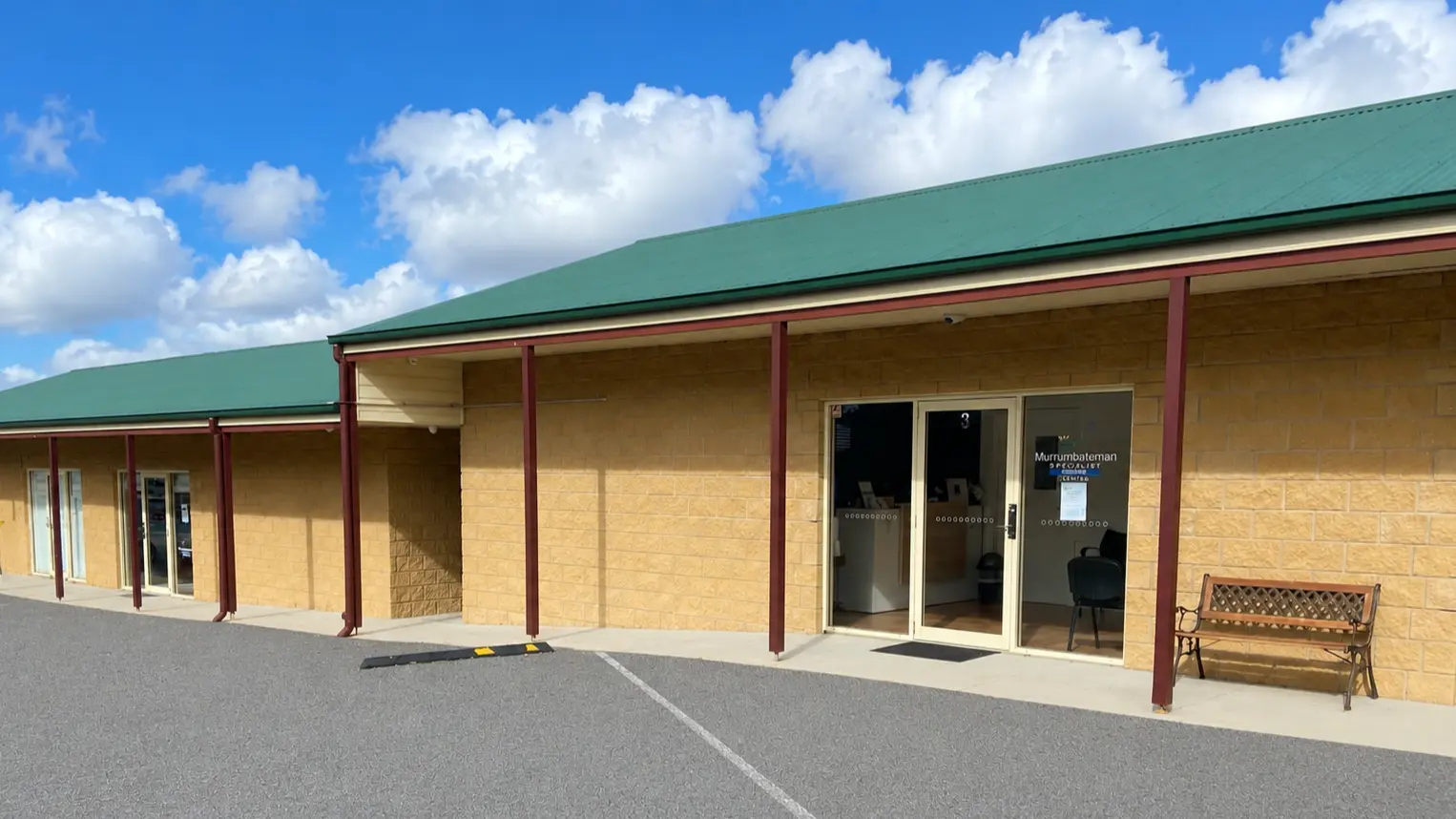 Exterior of Murrumbateman Specialist Centre at 27 Rose Street, Murrumbateman NSW — location of Riverstone Counselling with Salihan Laugesen